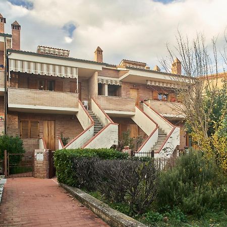 Little Brick House On Siena Hills With Balconies Apartment Екстериор снимка