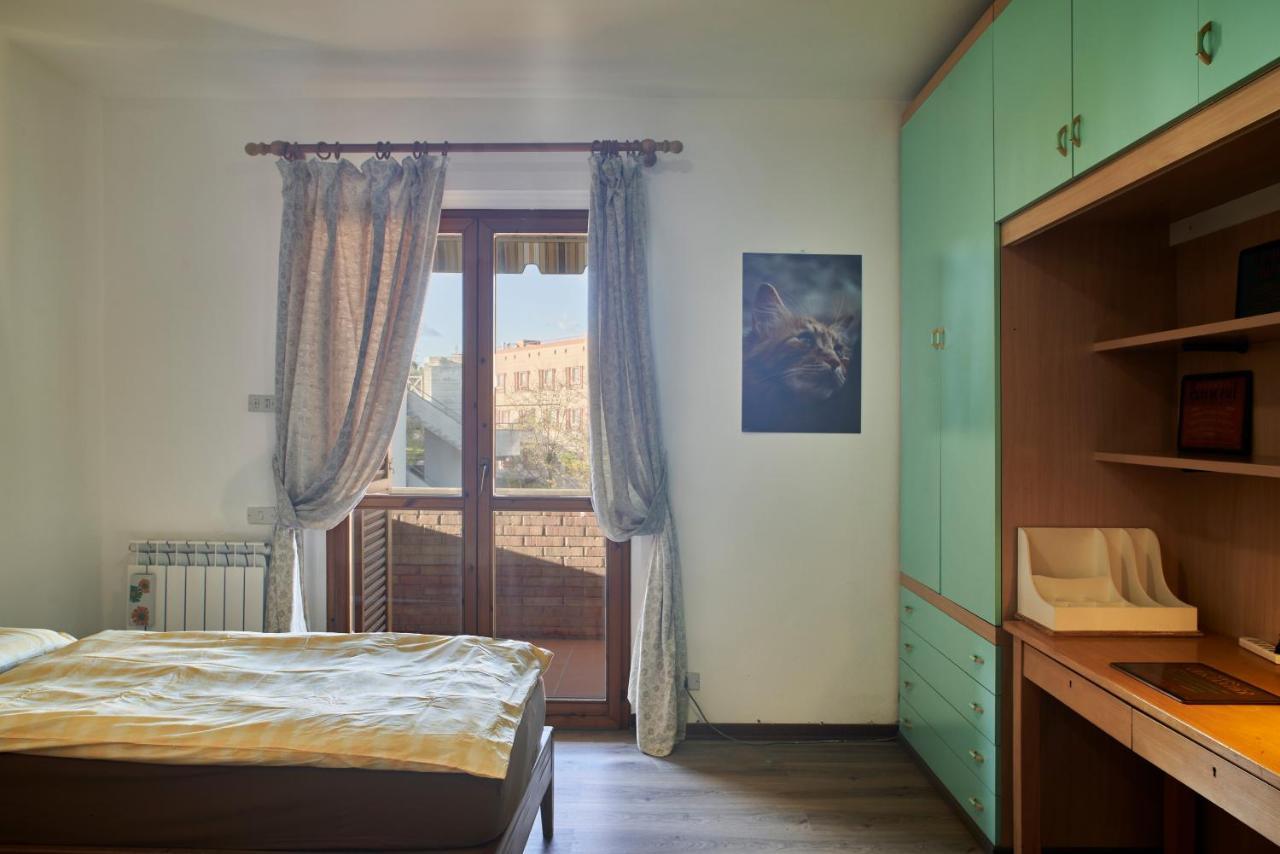 Little Brick House On Siena Hills With Balconies Apartment Екстериор снимка